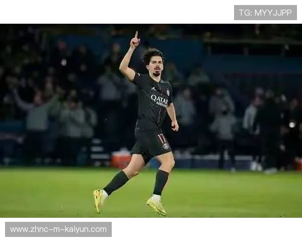 巴黎圣日耳曼—维蒂尼亚锋线快脚破门